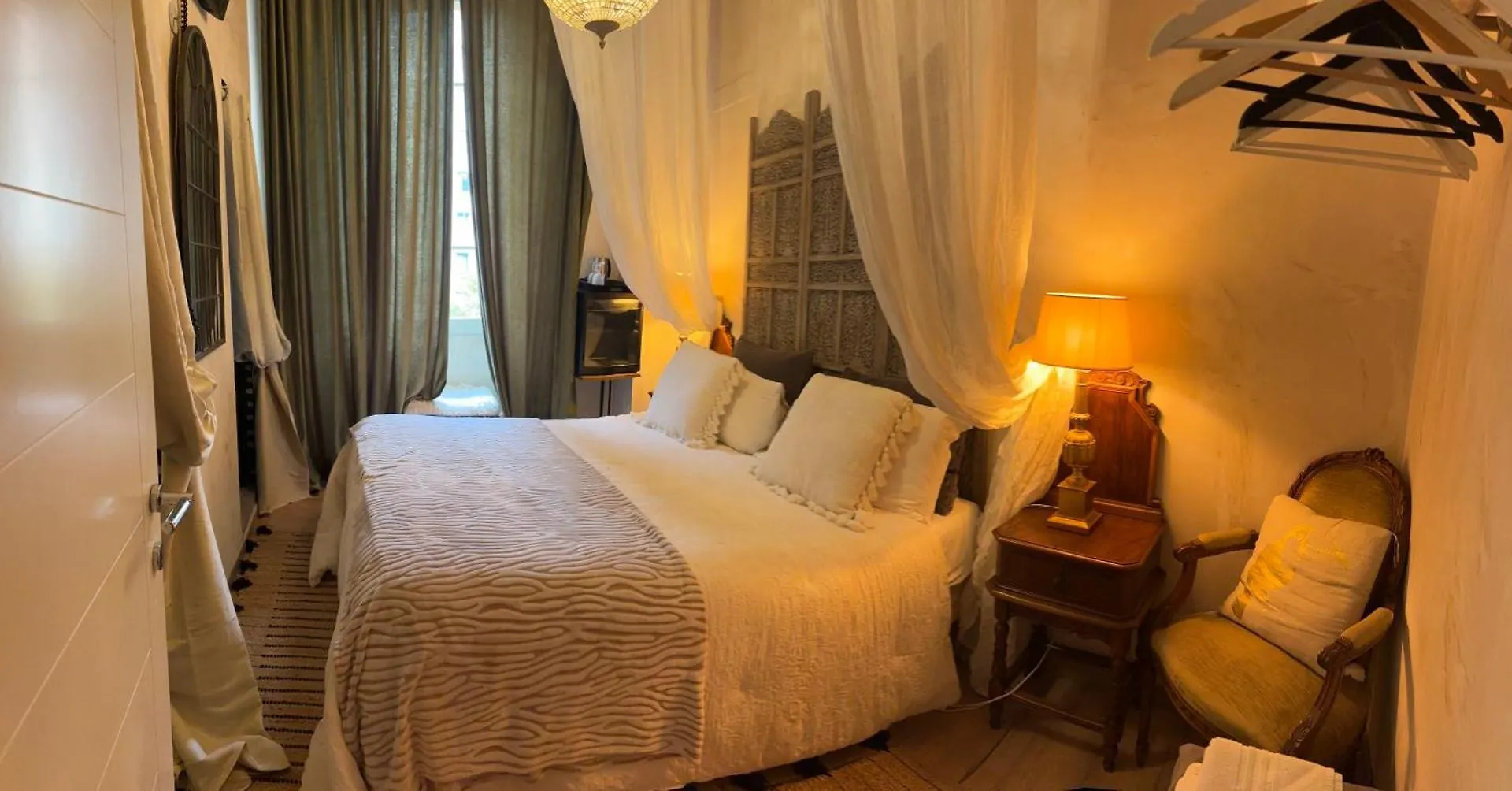 Les Chambres De Amelie B&B Bologna Italia