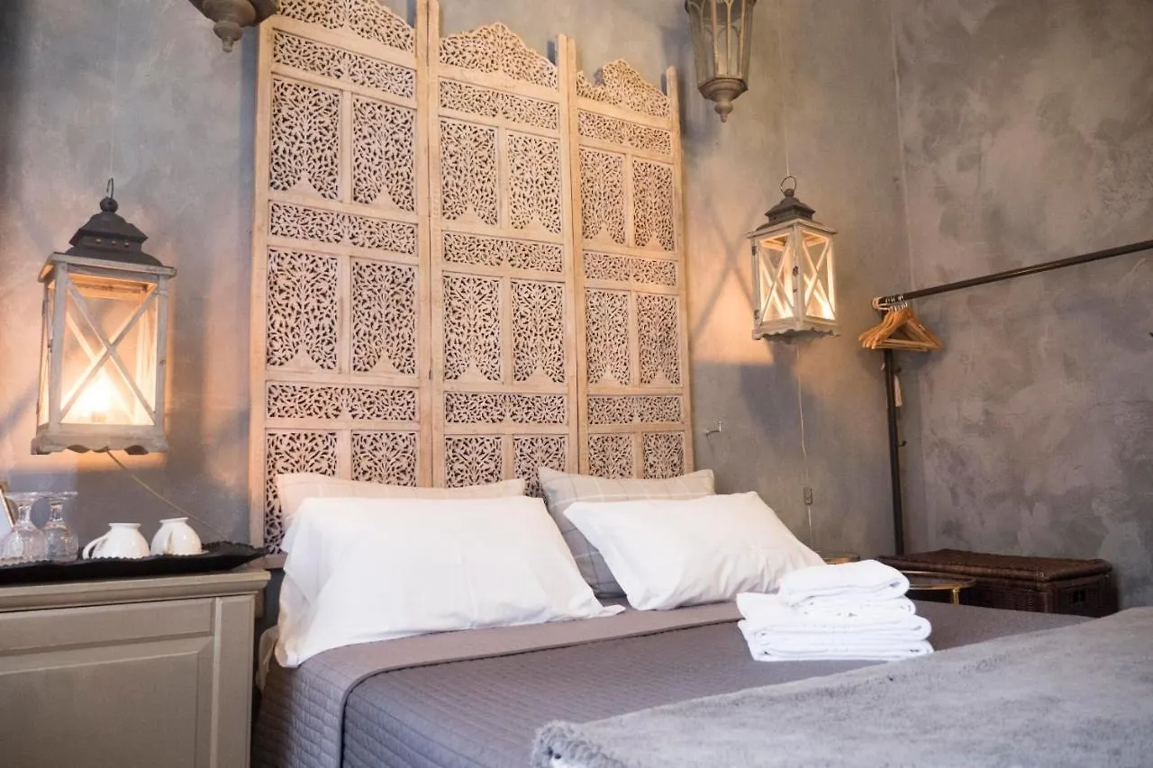 Les Chambres De Amelie B&B Bologna Bed & Breakfast