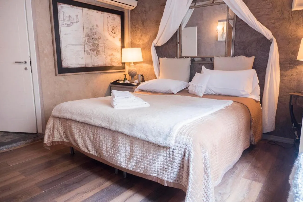 *** Bed & Breakfast Les Chambres De Amelie B&B Bologna Italia